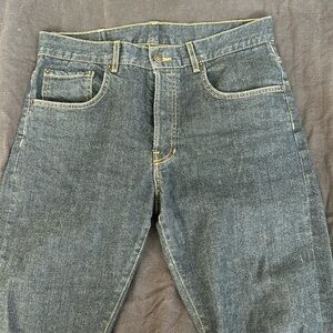 6397 “Shorty” jeans size 27 EUC